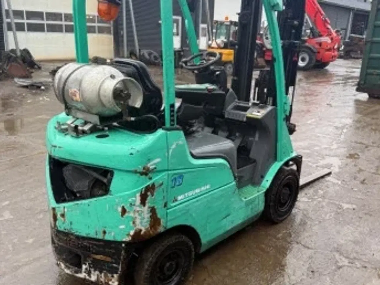 Billede 3 - Gaffeltruck med friløft