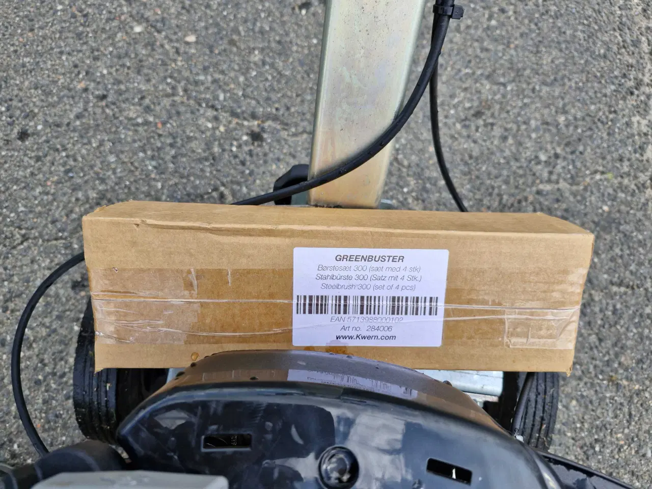 Billede 6 - Kwern Greenbuster 550 Ukrudtsbørste.