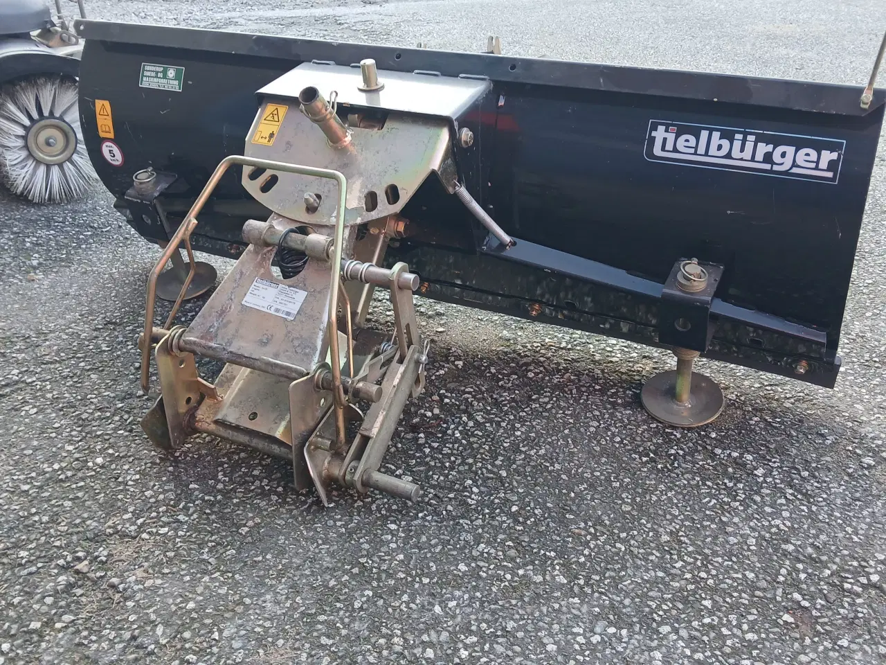 Billede 7 - Kost og sne skraber