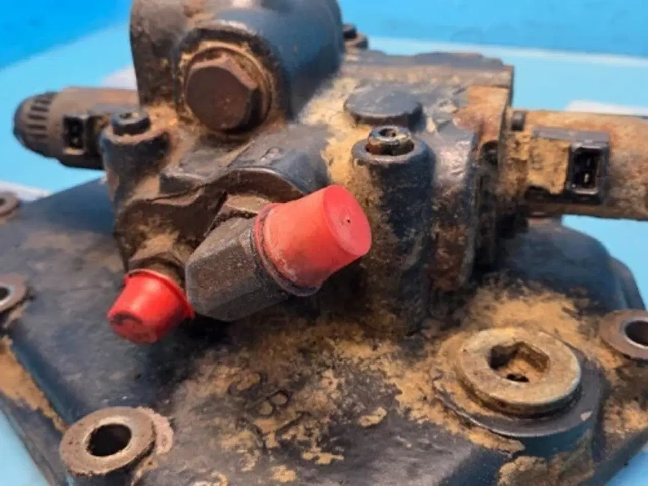 Billede 13 - Massey Ferguson 6260 Trykvalve 3790388M2