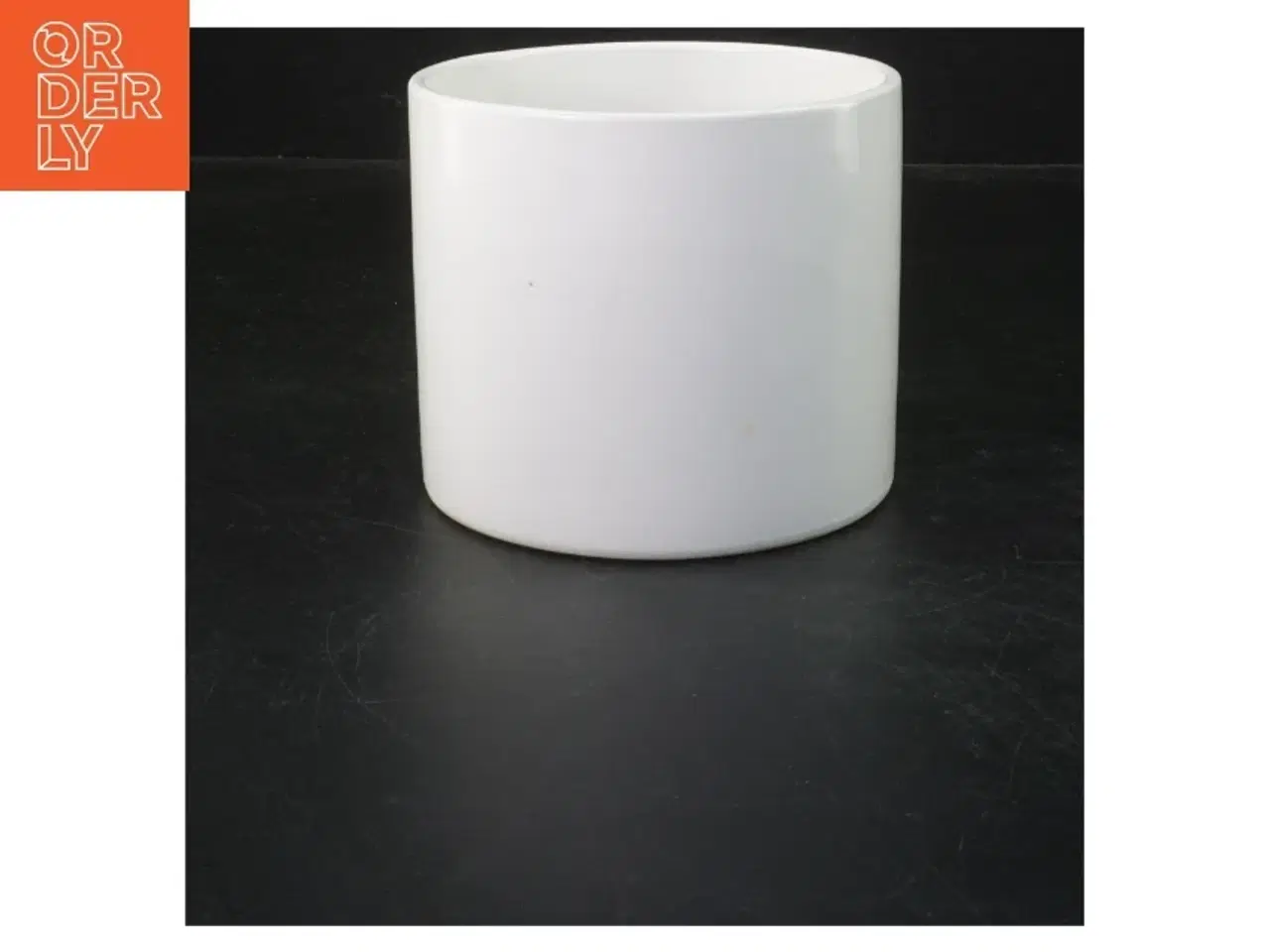 Billede 1 - Hvid keramisk potte fra Knabstrup (str. Ø 12 cm)