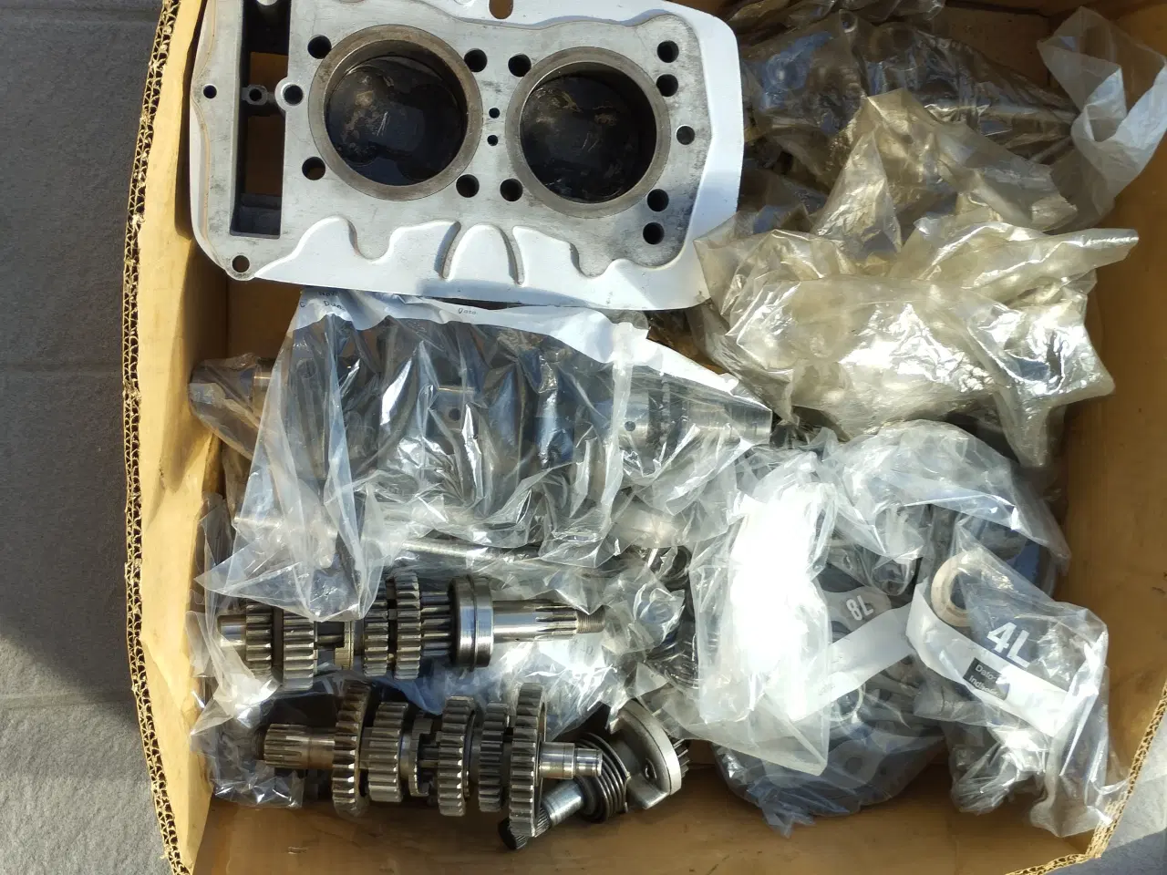 Billede 2 - Reservedele til Yamaha XS 500 . 
