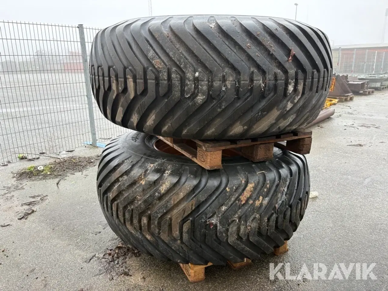 Billede 3 - Traktordæk Alliance Flotation 328 - 2 styk