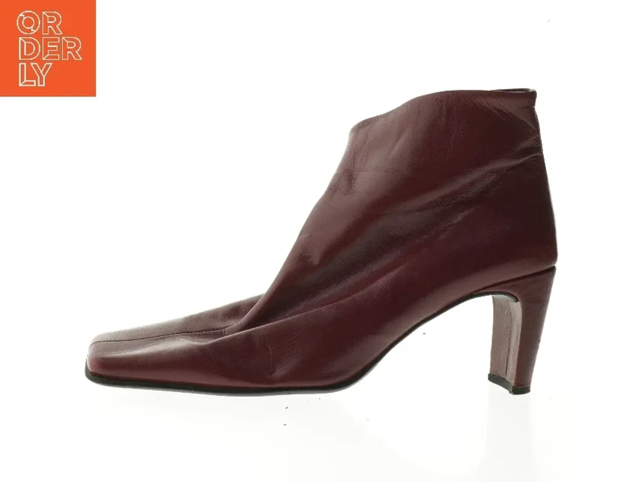 Billede 1 - Burgunderfarvede ankelstøvler fra Pye Concept (str. 39)