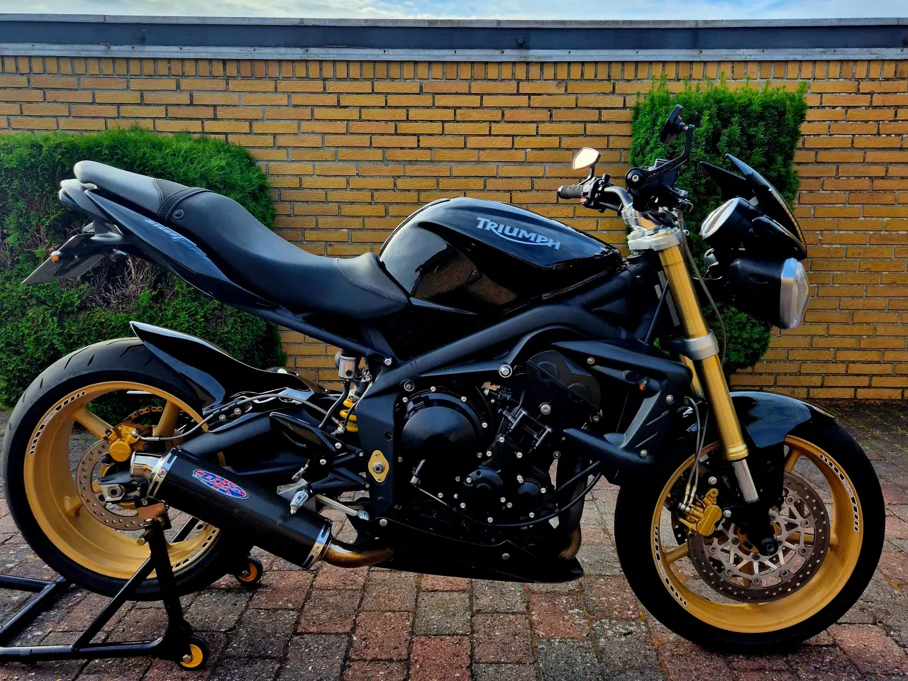 Billede 1 - Triumph street triple 675