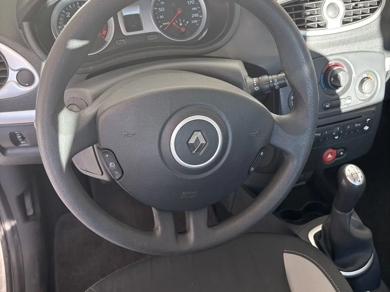 Billede 8 - Lille driftsikker Clio 3