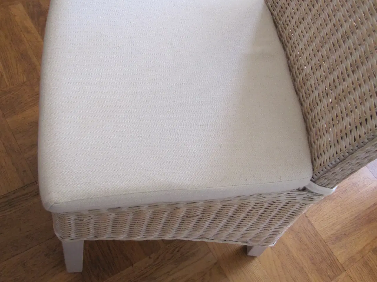 Billede 3 - Spisebordsstole i flet, mærke Larissa