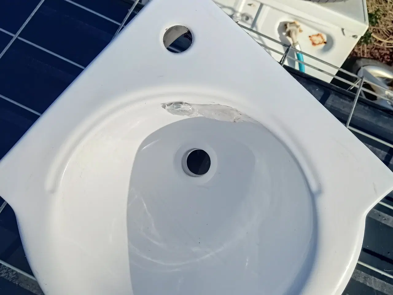 Billede 3 - Håndvask-toilet-hjørne