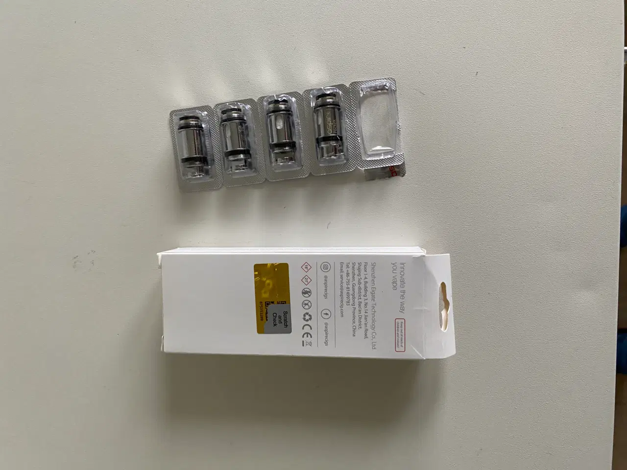 Billede 2 - E cigaret med e juice og coils