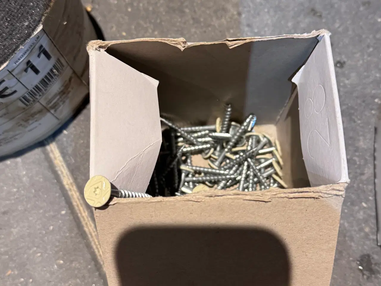 Billede 19 - Isolering, alu profiler, skruer