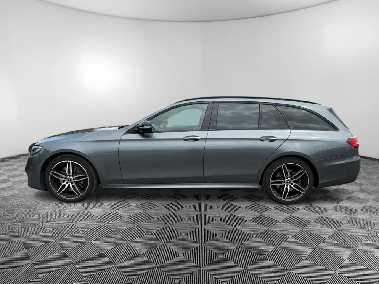 Billede 8 - Mercedes E350 d 3,0 AMG Line stc. aut. 4Matic