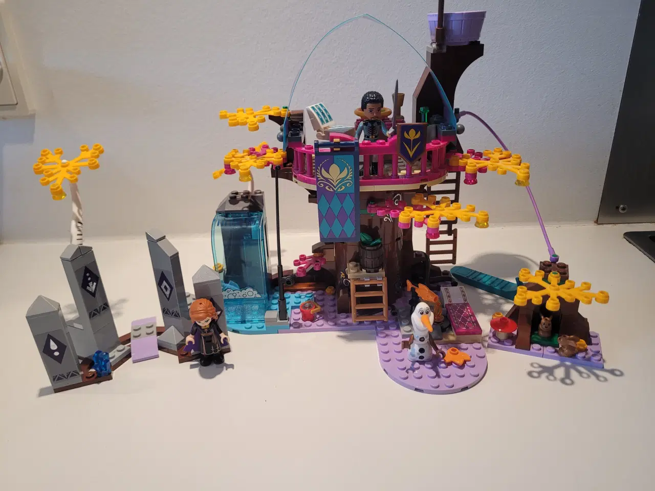 Billede 6 - Lego Frozen, 41164 - Fortryllet trætop hus