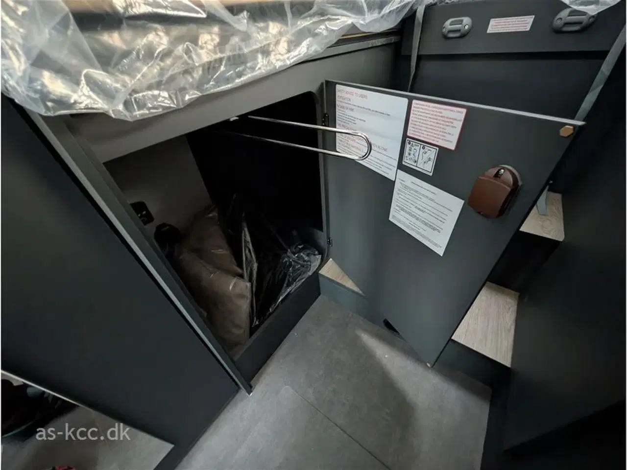 Billede 17 - 2026 - Laika Kosmo H 1409