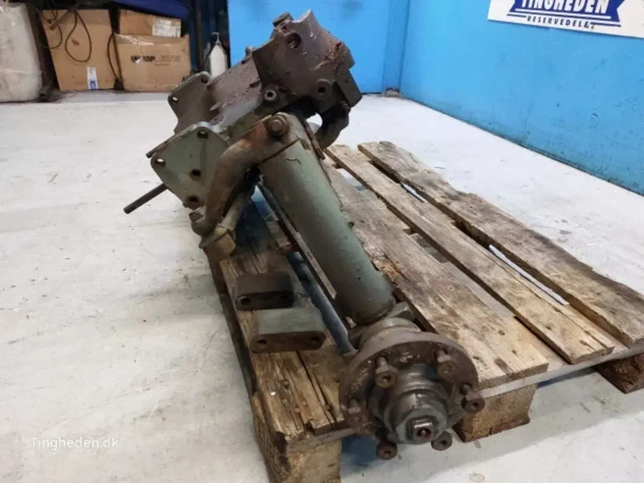 Billede 4 - Massey Ferguson 690 Foraksel 897625M93