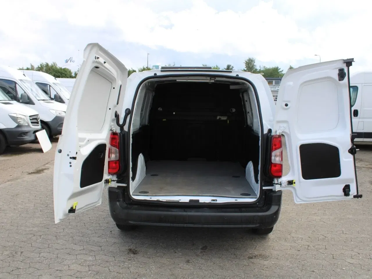 Billede 12 - Peugeot Partner 1,5 BlueHDi 100 L2V2 Plus Van