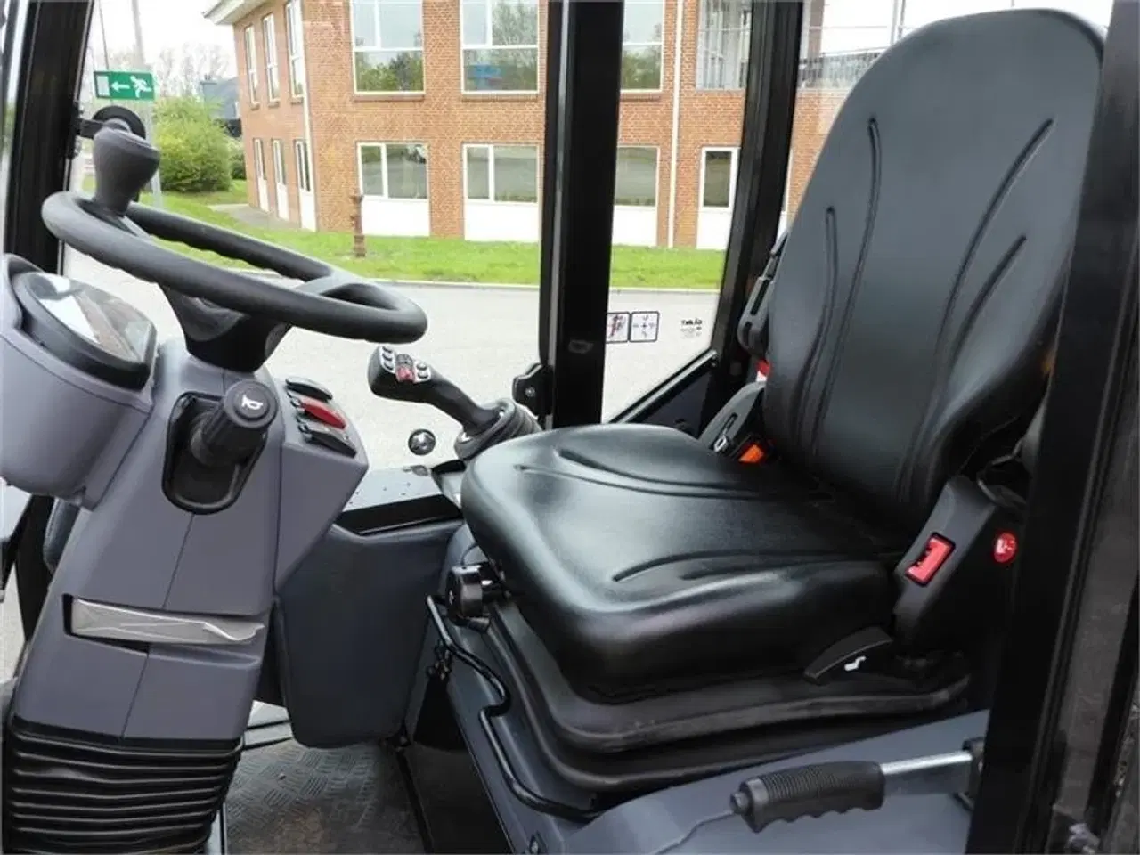 Billede 4 - GiANT G2700 HD+ x-tra cabine