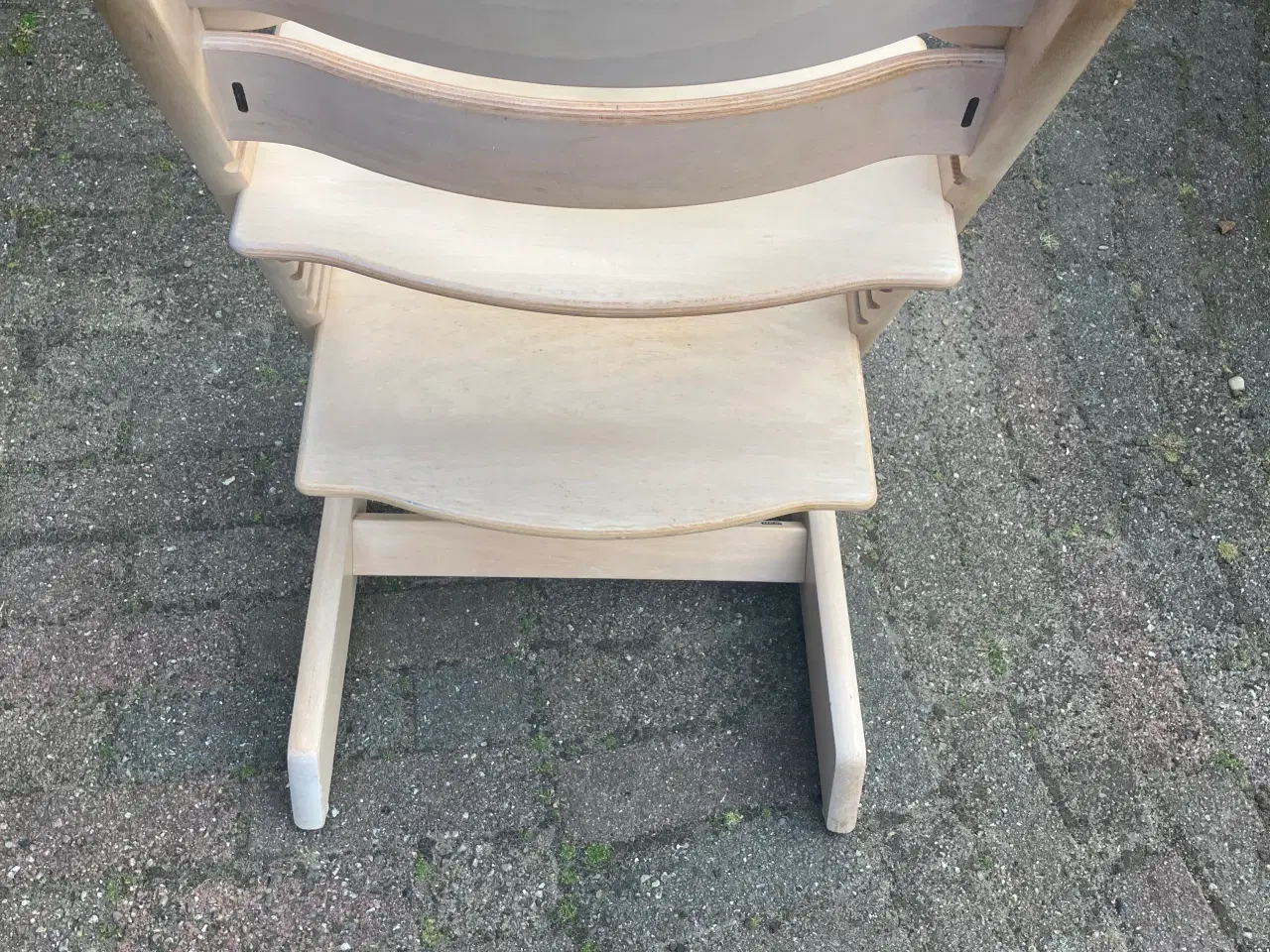 Billede 2 - Stokkestol i lys træ m tilbehør 😉