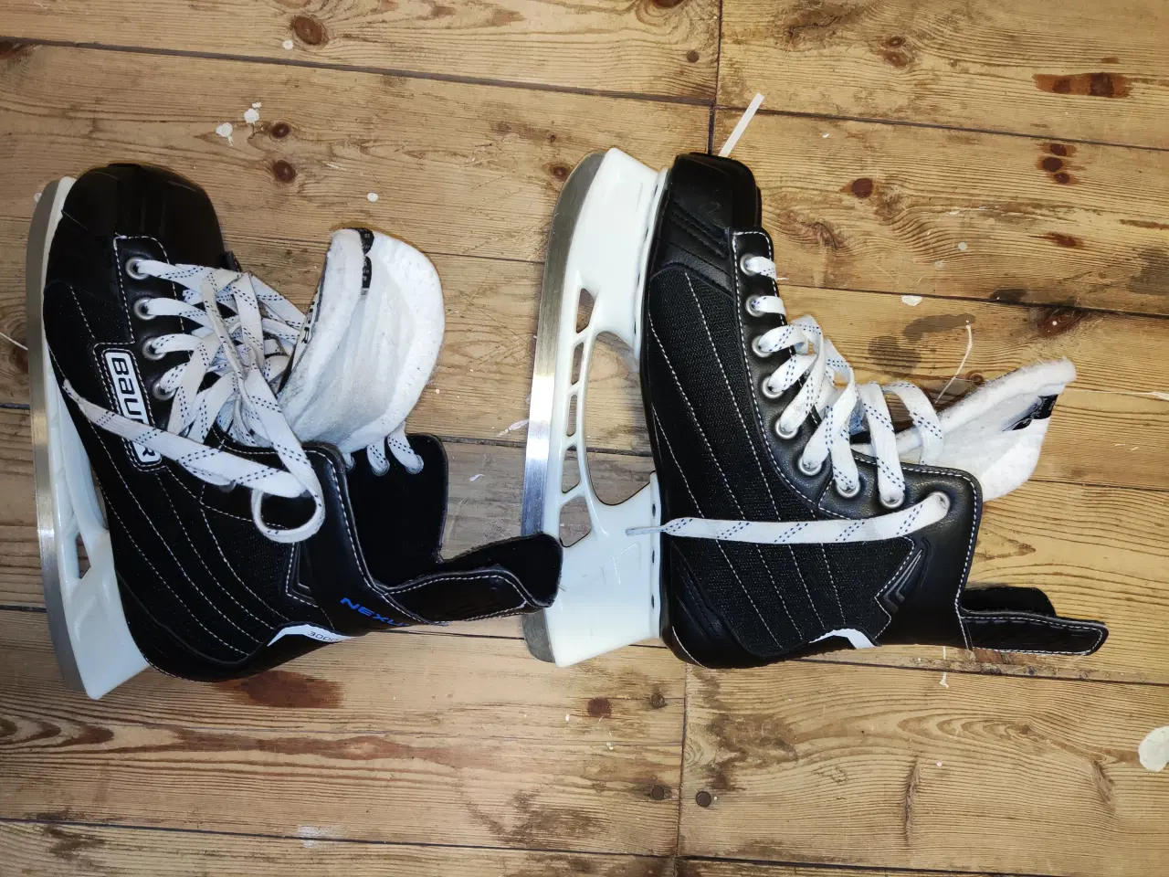 Billede 2 - Ishockeyskøjter Bauer Nexus 3000 Str. 42