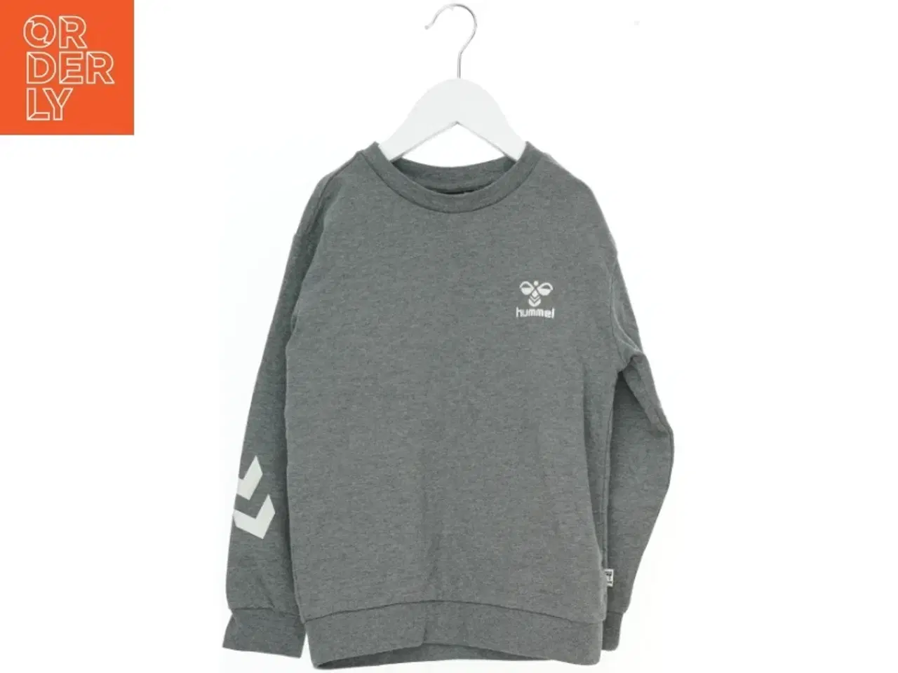 Billede 1 - Grå sweatshirt fra Hummel fra Hummel (str. 122)