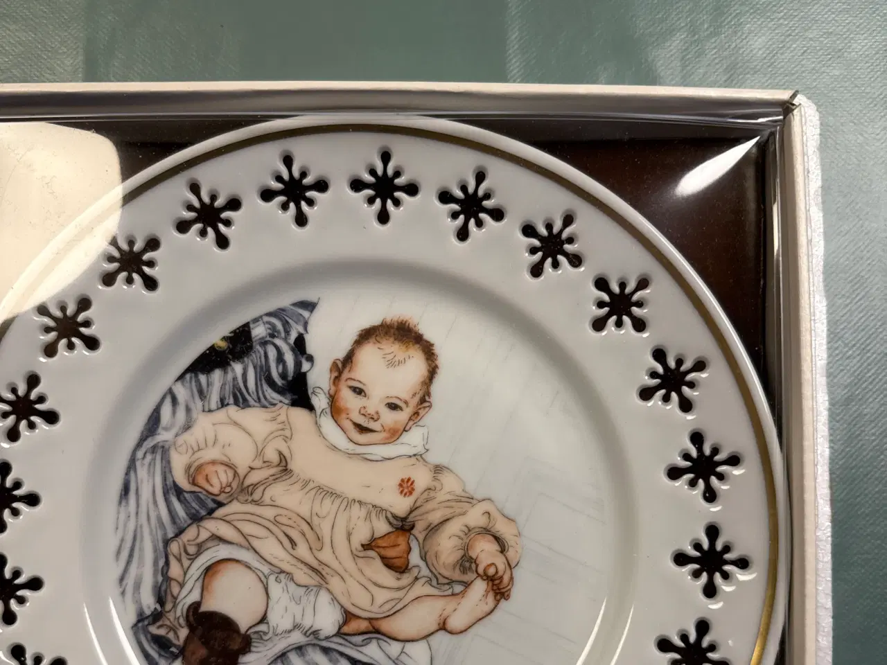 Billede 5 - Platter af forskellige art.