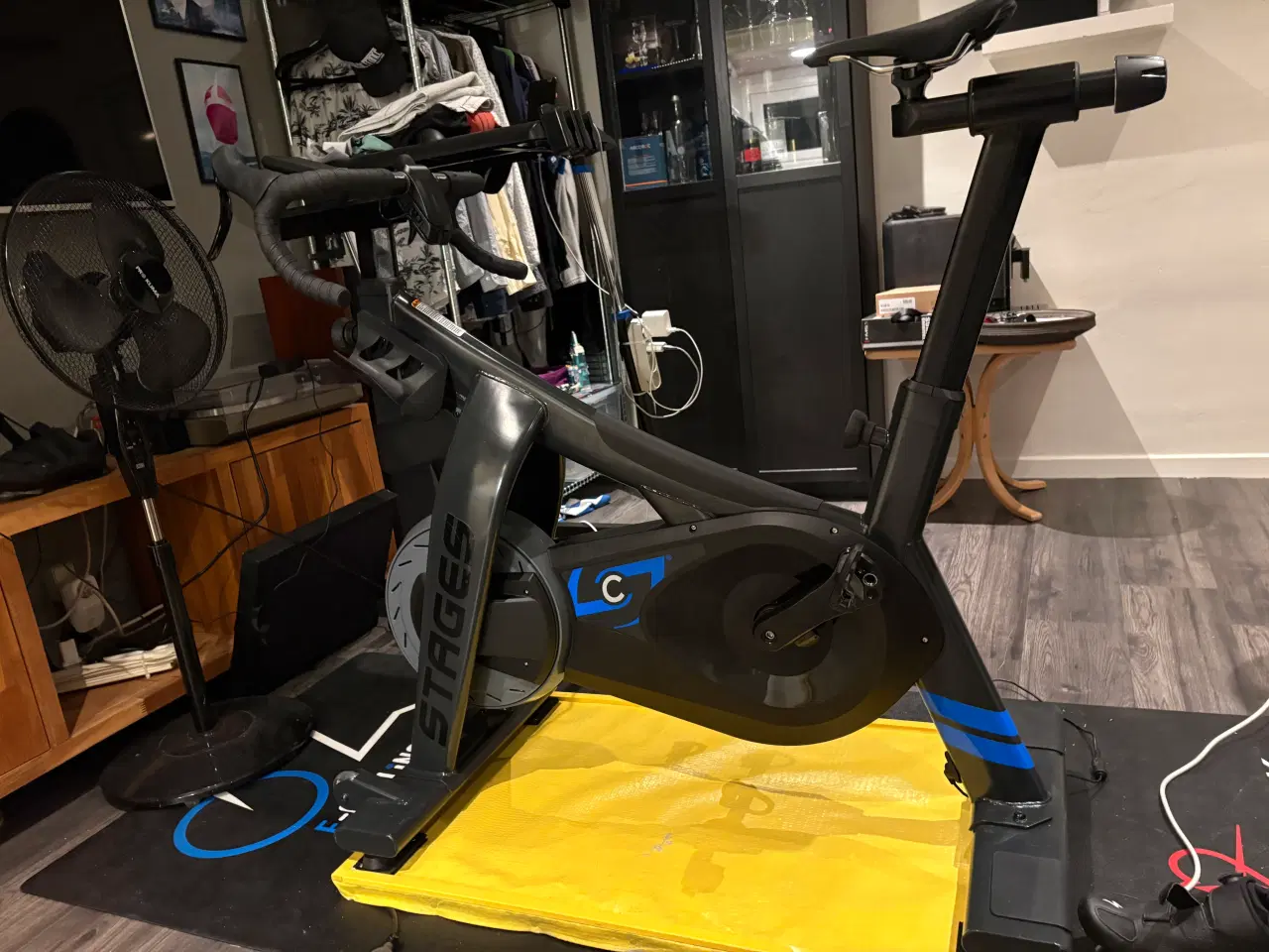 Billede 1 - Stages sb20 hometrainer