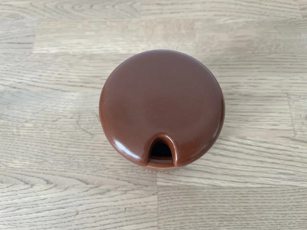 Billede 2 - Brun retro marmeladekrukke med låg