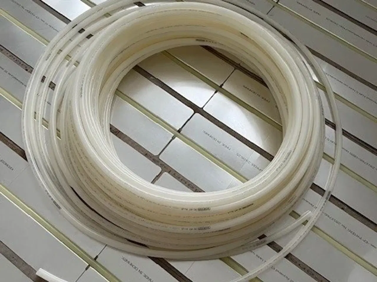 Billede 1 - 16 mm PEX slange fra Wavin