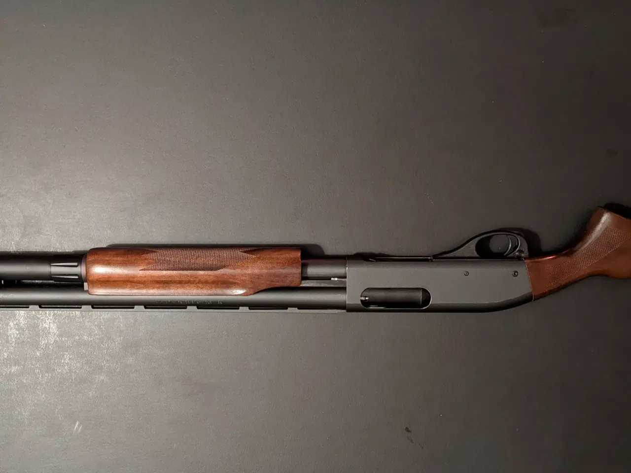 Billede 4 - Remington 870 express, næsten som ny, til salg for