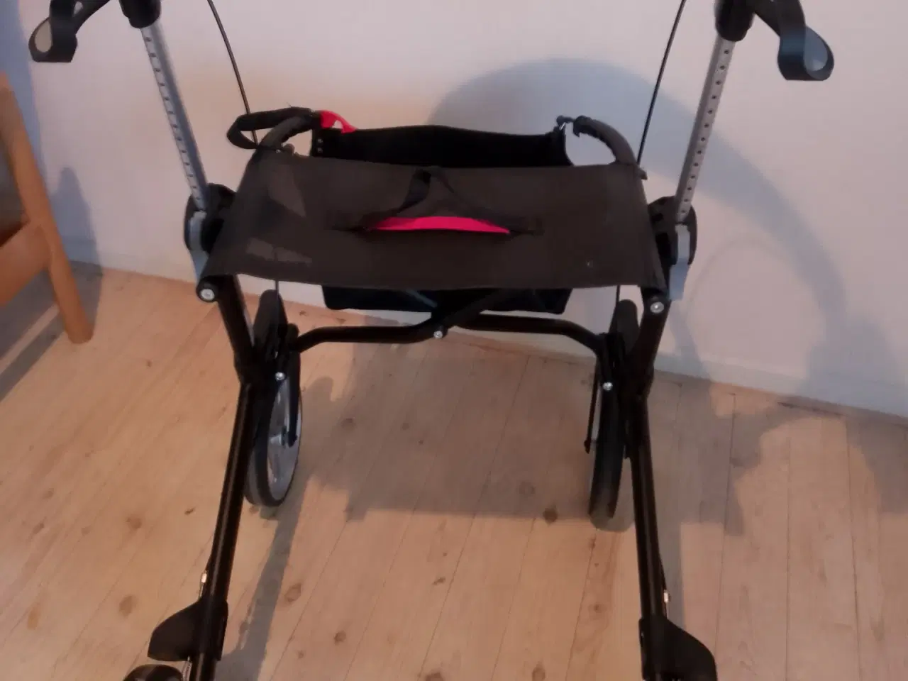 Billede 2 - Rollator, kun brugt få gange.