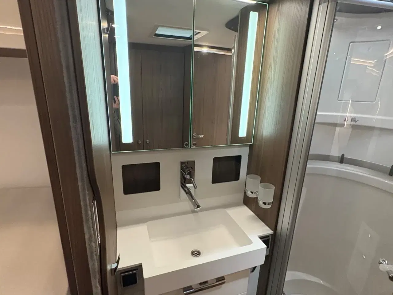 Billede 12 - Hymer B-ML I880 2,0 CDi 170 aut.