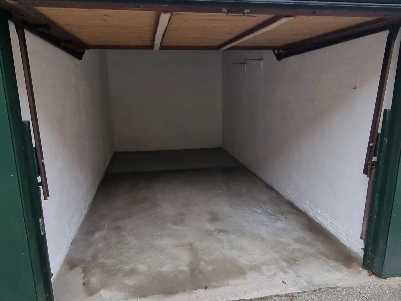 Billede 2 - Garage, 2000 Frederiksberg 