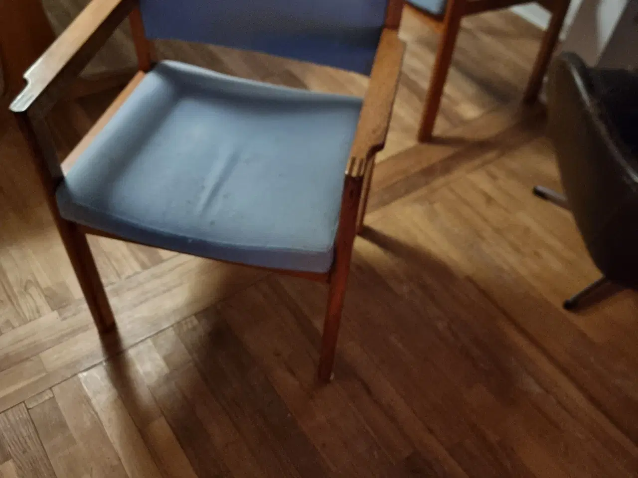 Billede 1 - Christian Hvidt konferencestol 420