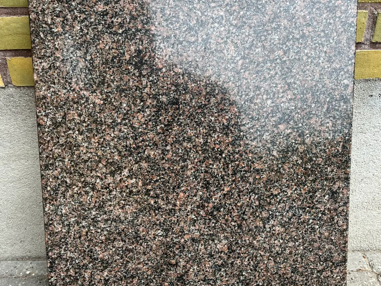 Billede 1 - Granit bordplade