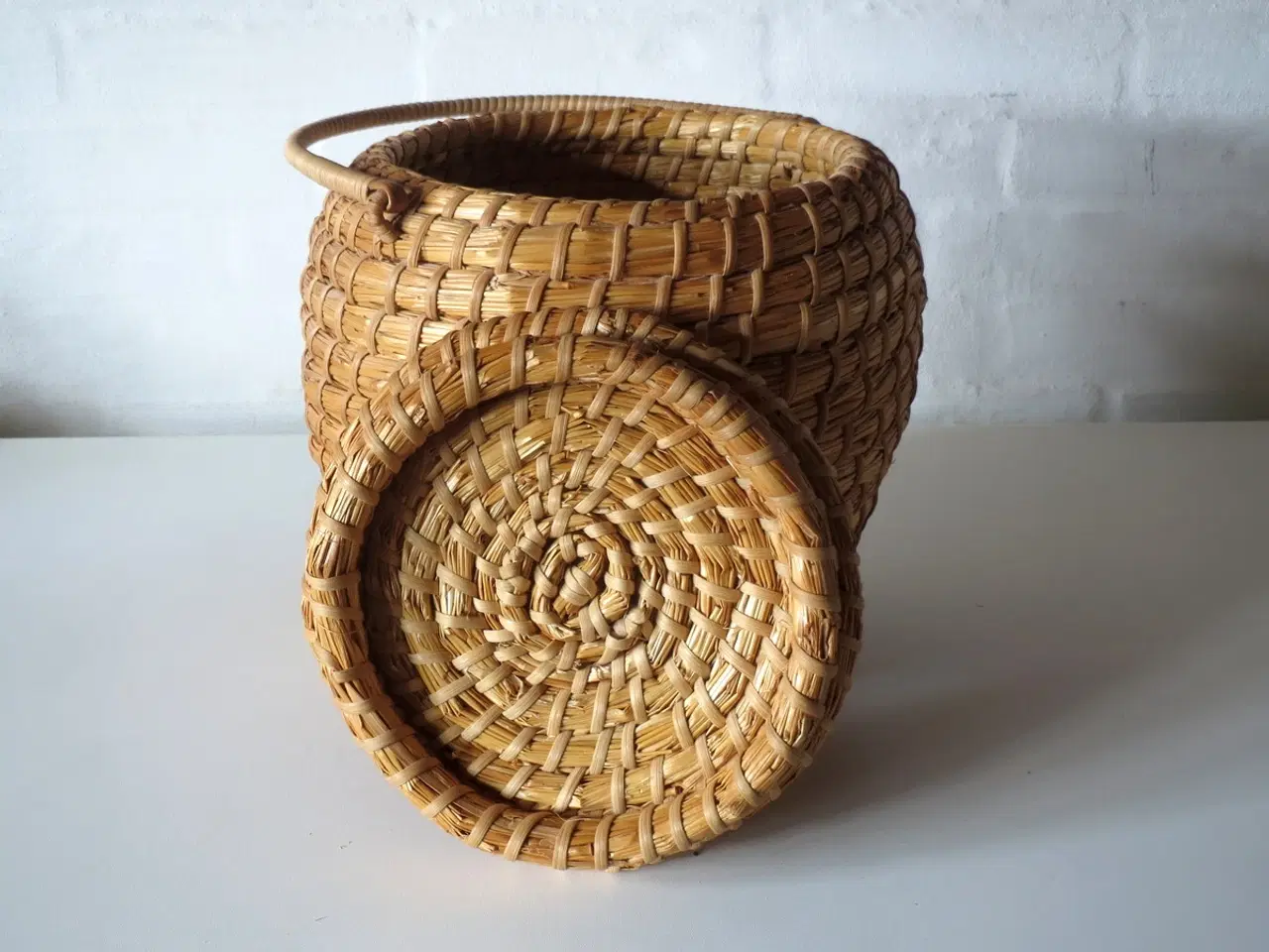 Billede 4 - Gammel flettet kurv