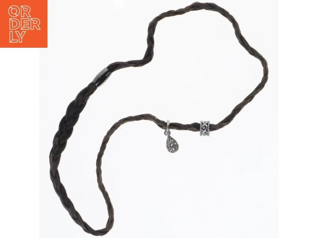 Billede 2 - Flettet læderarmbånd med charms fra STORY (str. Ø 15 cm)