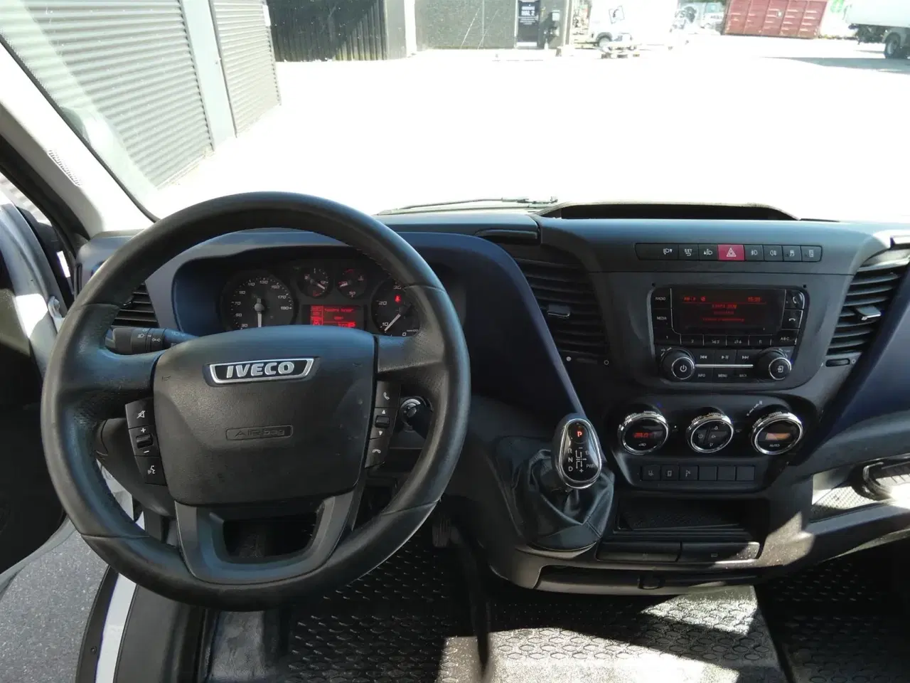 Billede 9 - Iveco Daily 35C18 4100mm 3,0 D 180HK Ladv./Chas. 8g Aut.