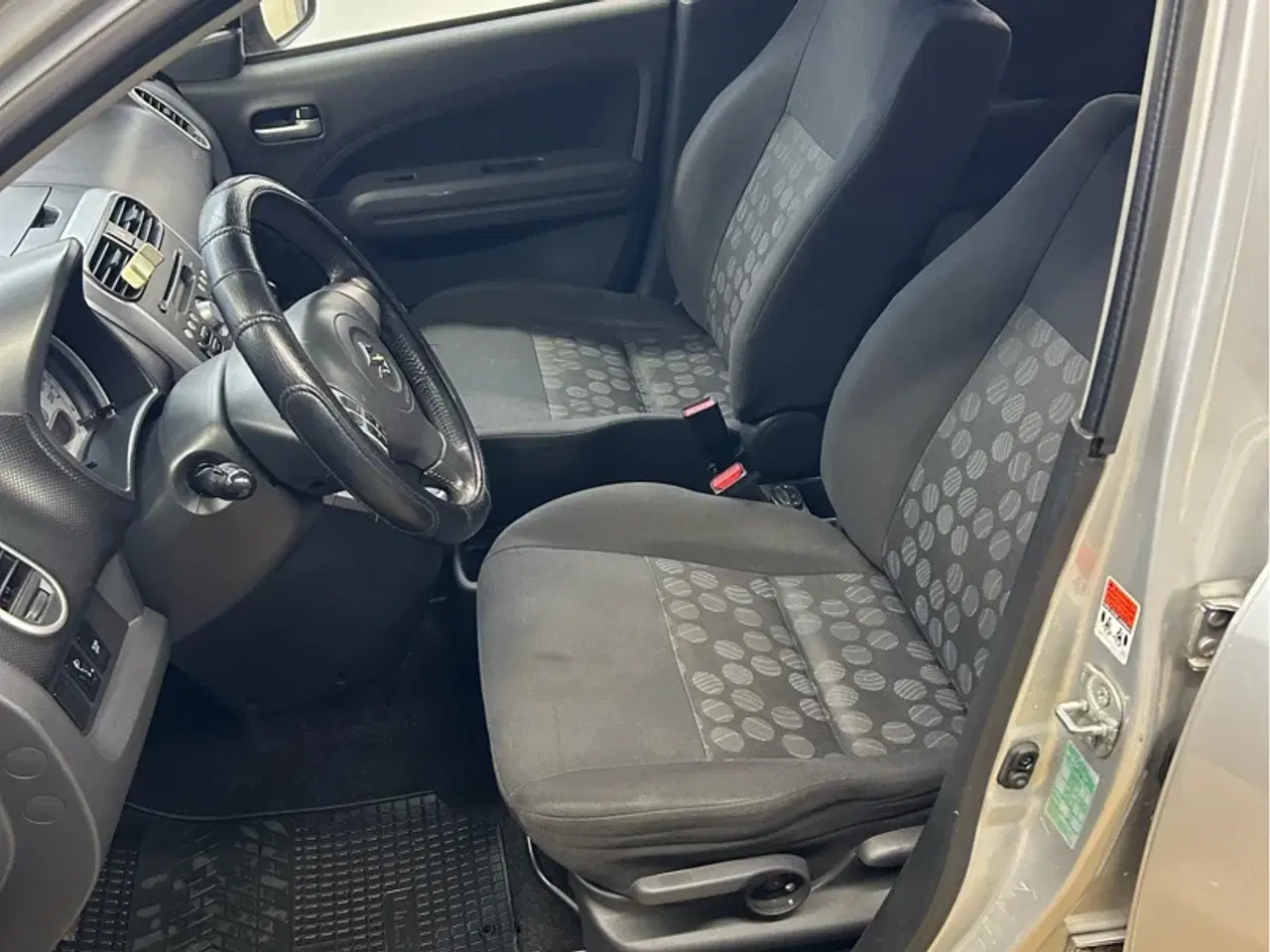 Billede 9 - Suzuki Splash 1,0 GL 65HK 5d