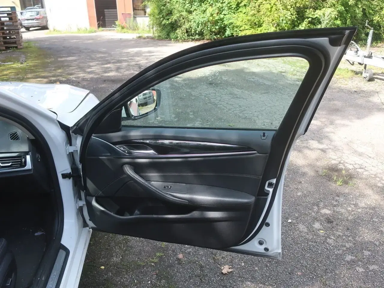 Billede 28 - Personbil BMW 530E IPERFOMANCE 2.0 (moms fri)