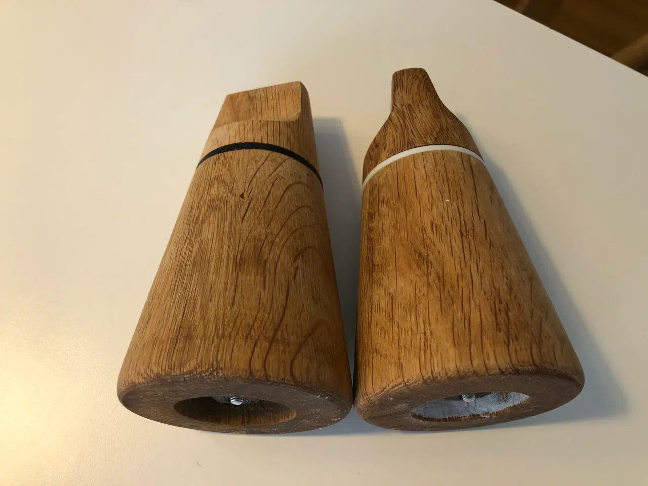 Billede 8 - Salt og peber sæt fra Nuance, lavet i egetræ