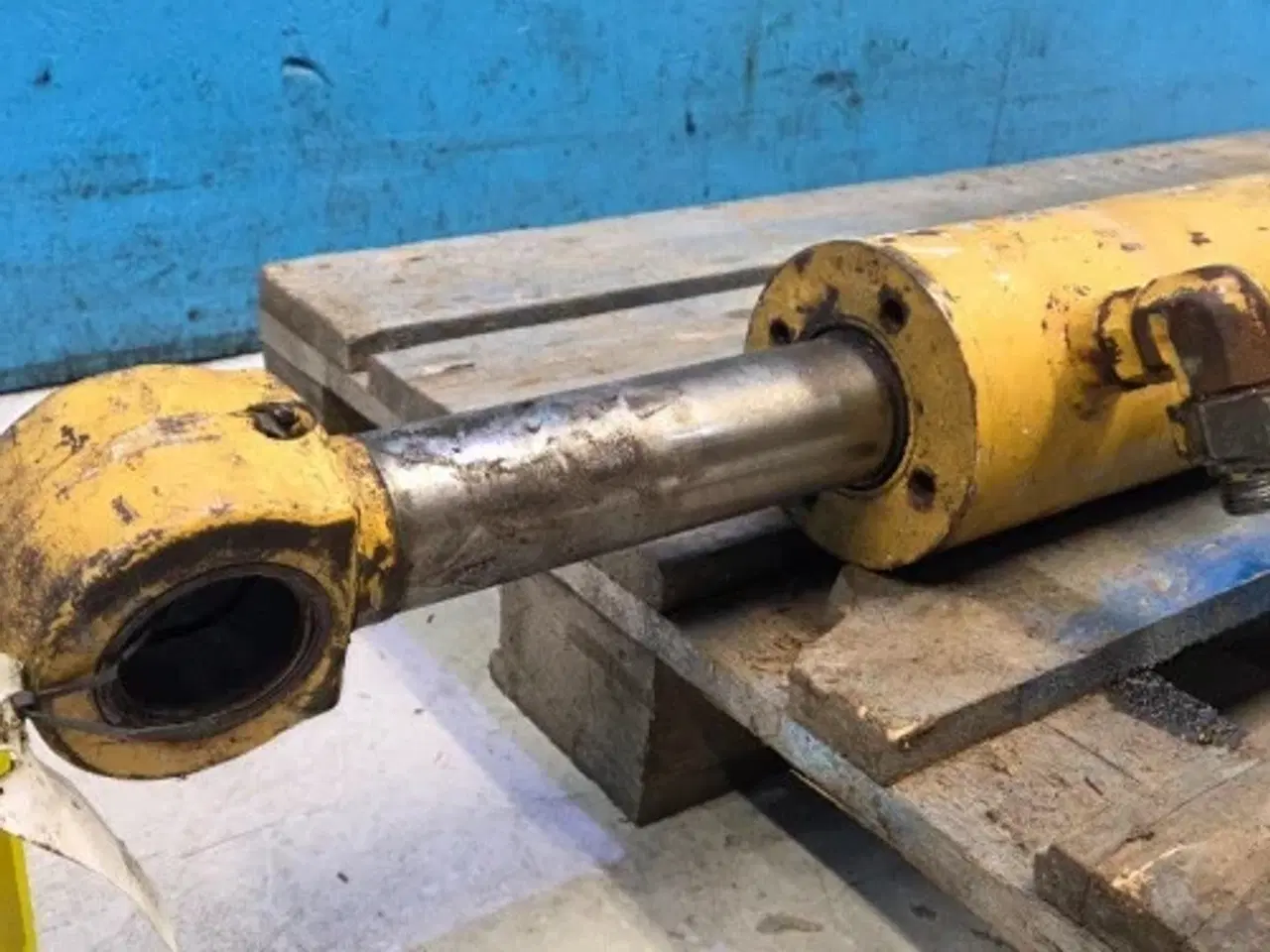 Billede 14 - Ford 675D Cylinder F1NNB577BA