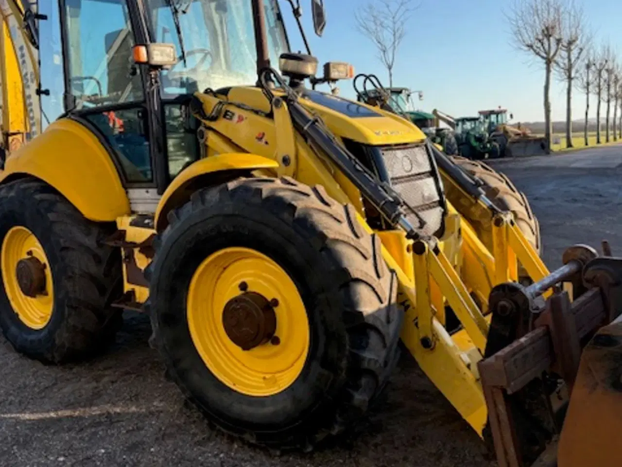 Billede 6 - New Holland B115B HYDRAULISK VOLVO SKIFT FOR, MEKANISK HURTIGSKIFT BAG