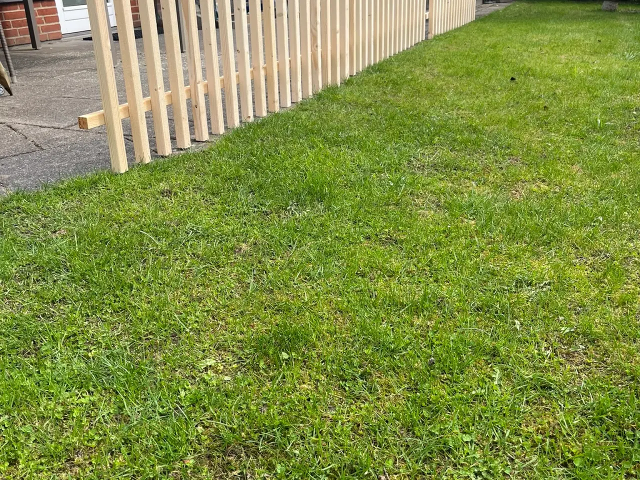 Billede 2 - Træhegn stakit i varmebehandlet træ