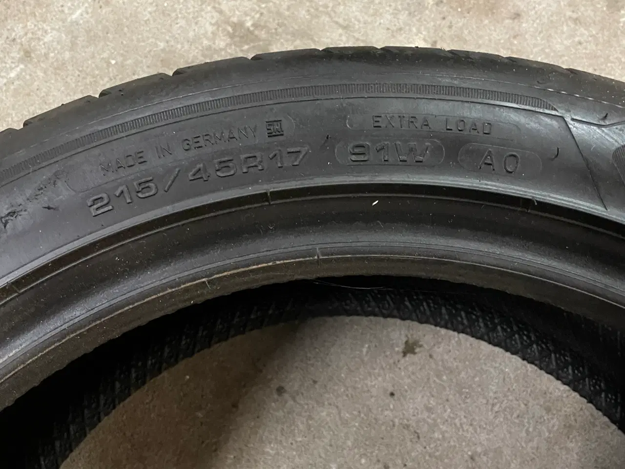 Billede 4 - 215/45x17 Goodyear Eagle F1   2 stk.