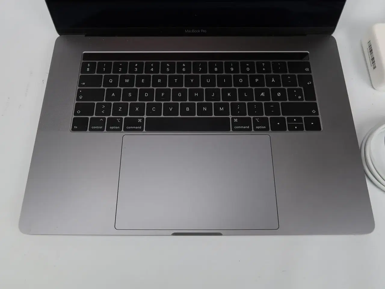 Billede 2 - Apple MacBook Pro 15,4" IPS i9-9880HQ