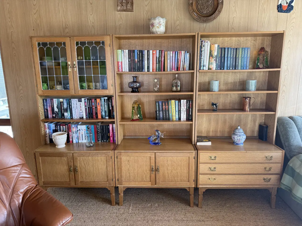 Billede 1 - Reol i massivt egetræ