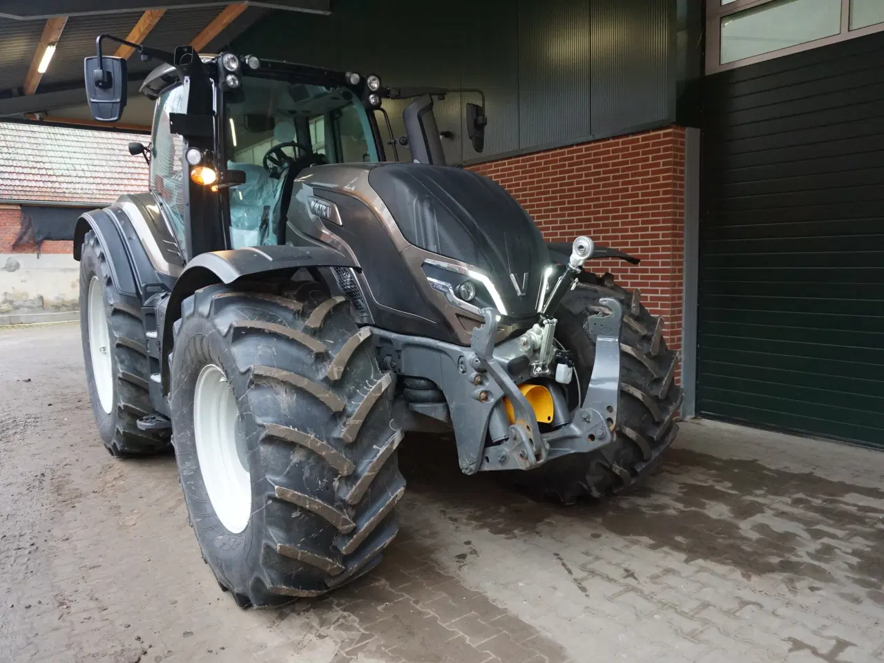 Billede 3 - Valtra T175 Active kun 300 timer fra ny