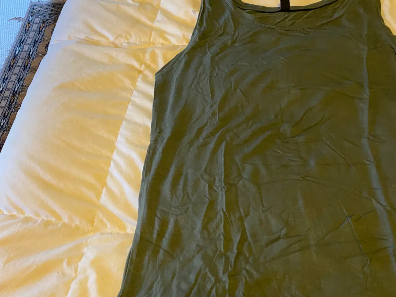 Billede 6 - T- Shirt i forskellige farver og mærker sælges.