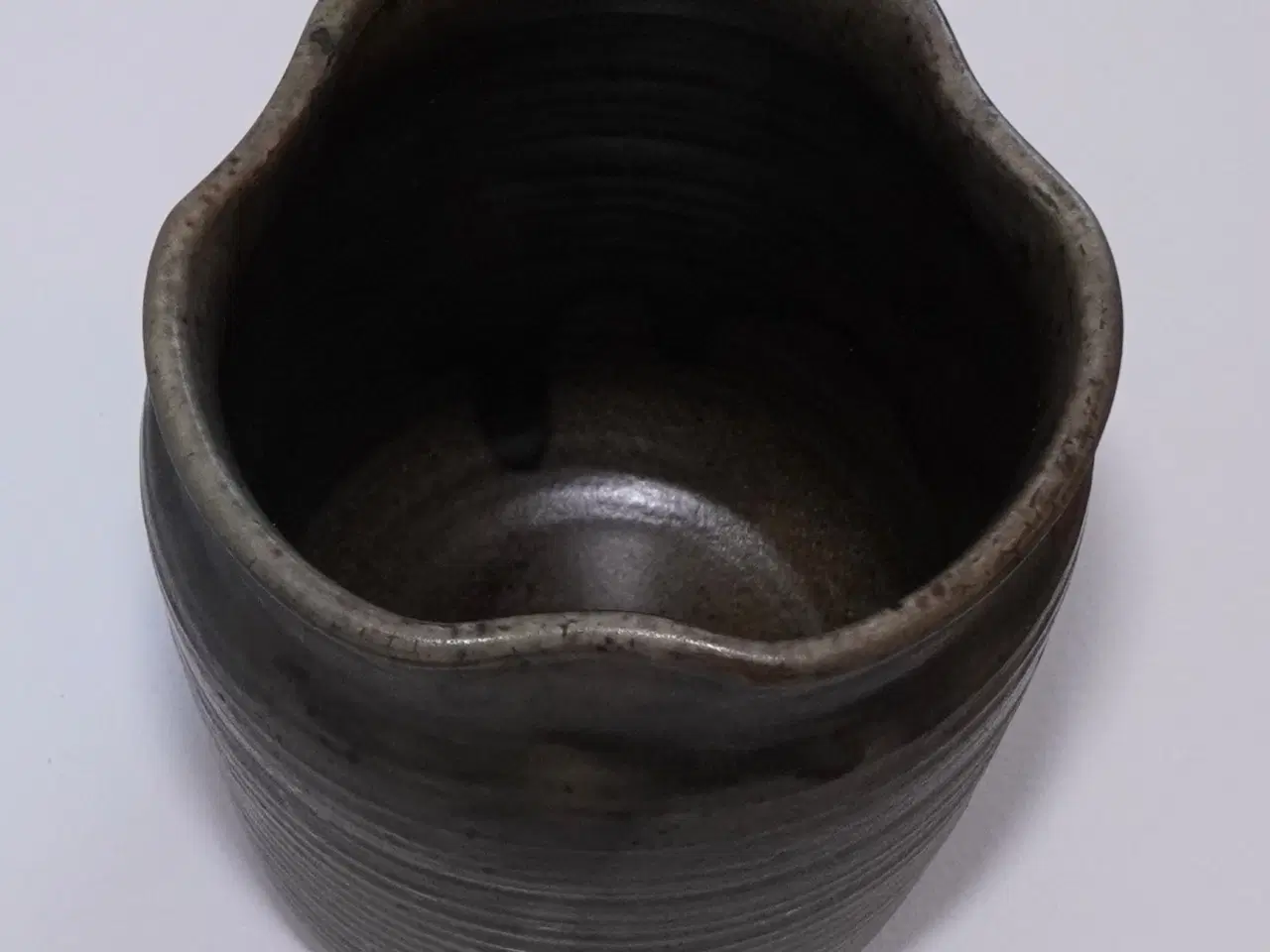 Billede 4 - Ældre vase i stentøj af Niels Peter Nielsen