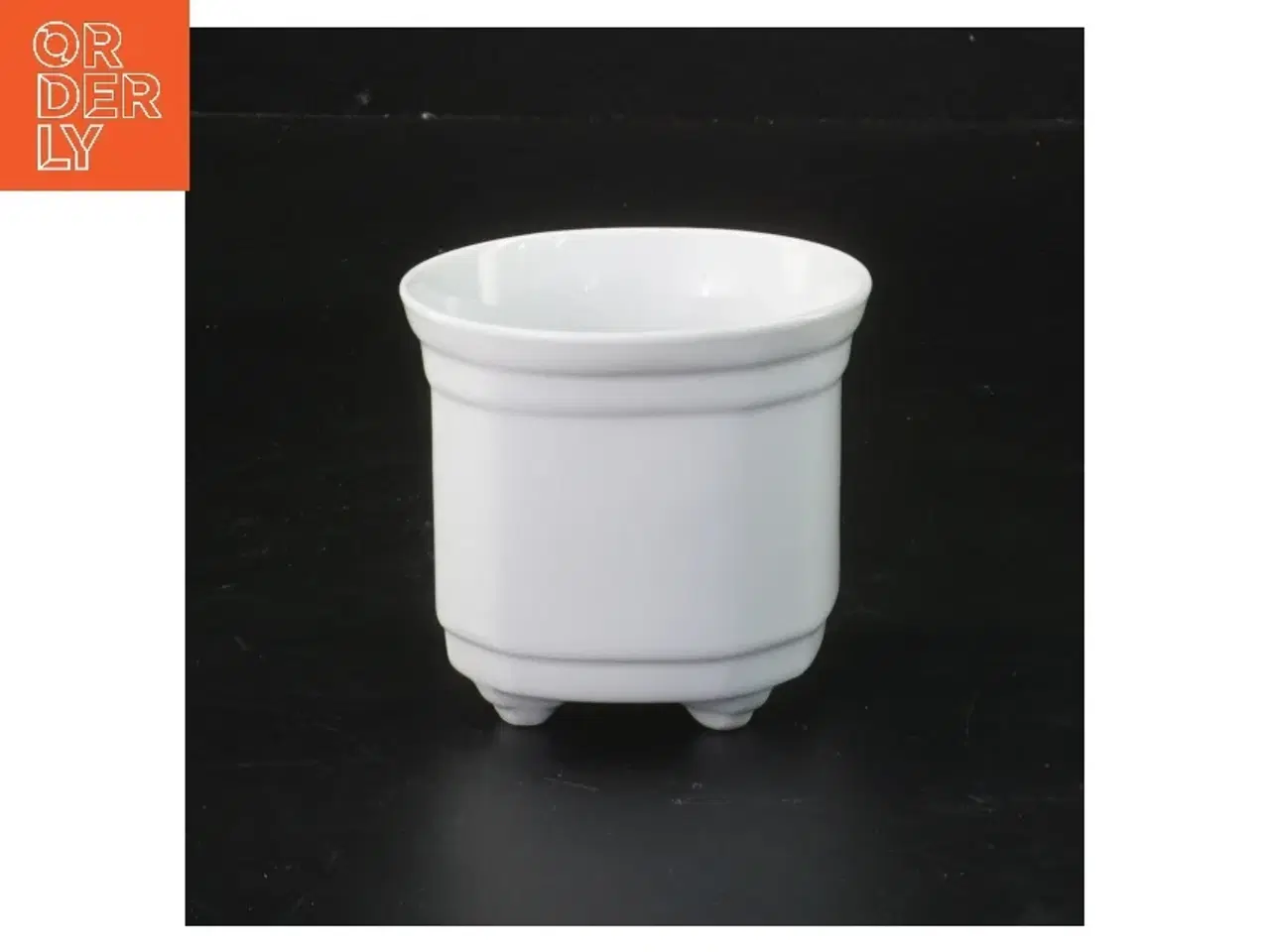 Billede 1 - Hvid porcelænsvase (str. 7 cm)