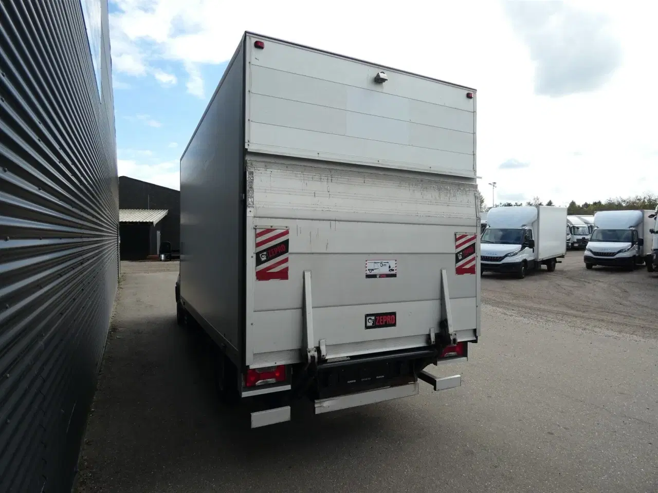 Billede 7 - Iveco Daily 35S16 4100mm 2,3 D m/Alukasse med lift Hi-Matic 156HK Ladv./Chas. 8g Aut.